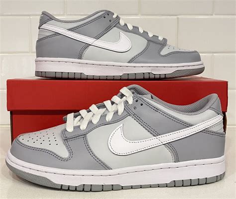 grey Nike dunk men